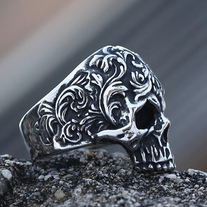 Awesomely detailed stainless steel skull ring