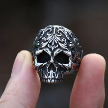 Awesomely detailed stainless steel skull ring