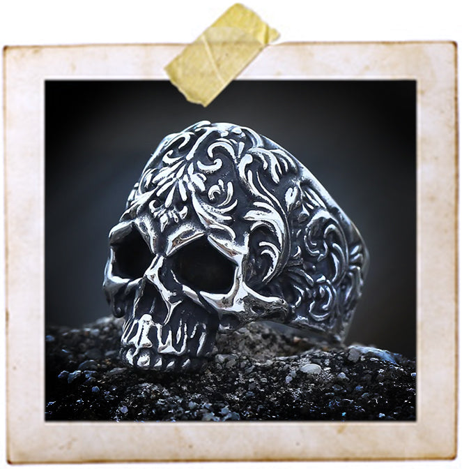 Awesomely detailed stainless steel skull ring