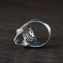 Keep werewolves at bay with this Sterling Silver skull ring.